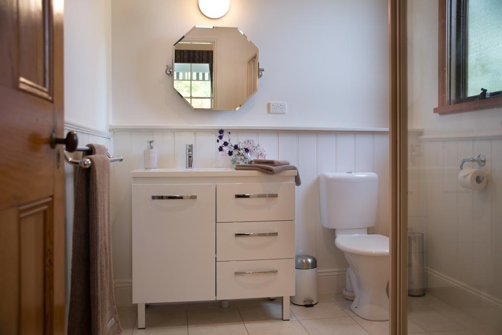 Fortuna Cottage Дейлсфорд Номер фото